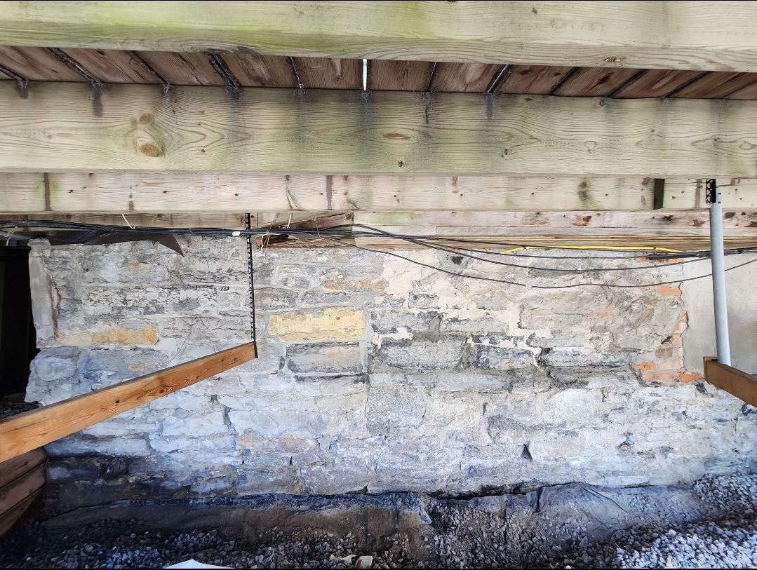 Stone foundation